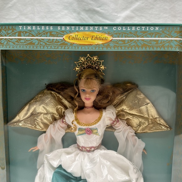 Angel of Joy Barbie - Picture 2 of 10